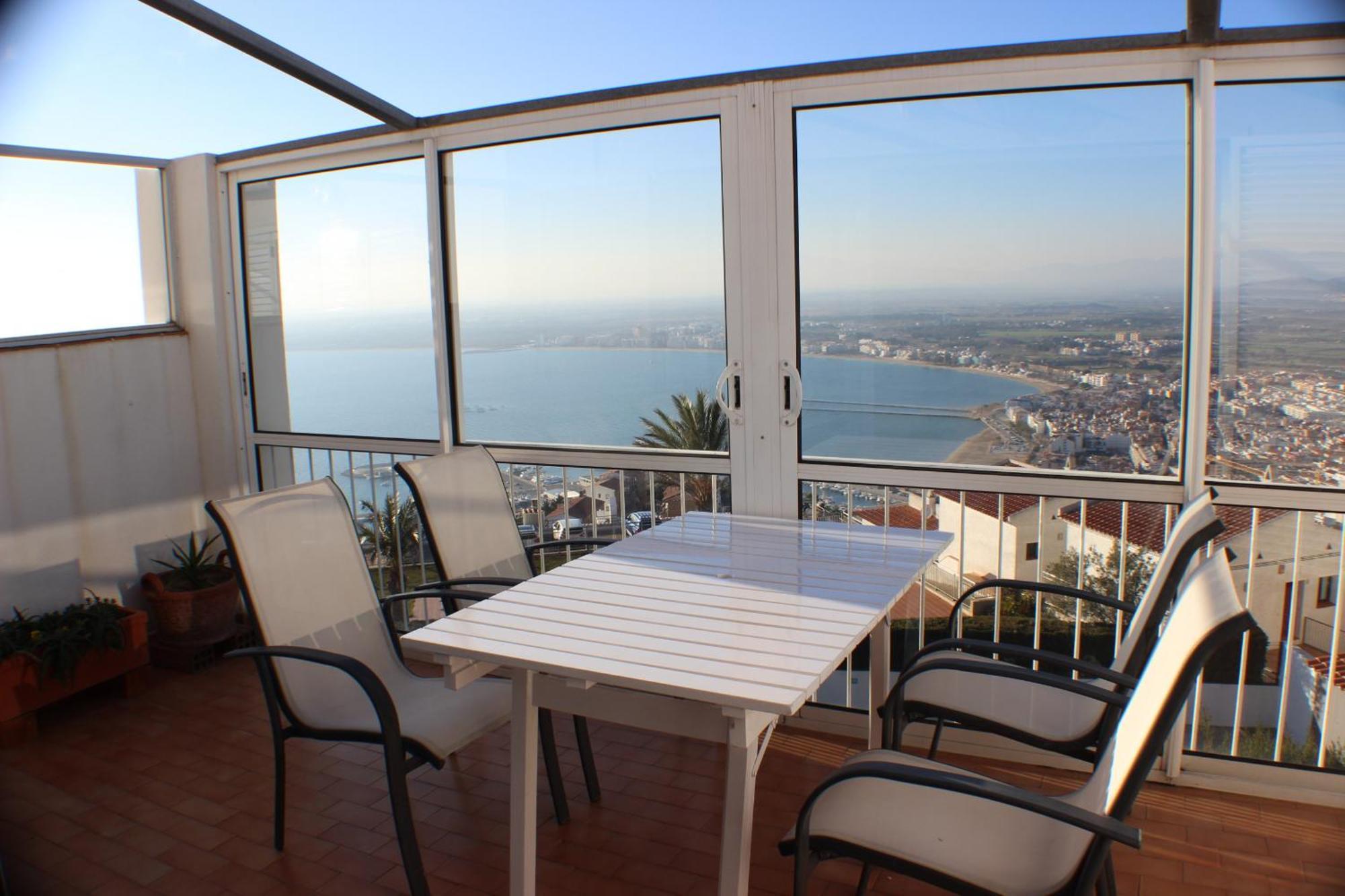 Coronas 22 - Casa Con Magnificas Vista Al Mar En R Hébergement de vacances Roses